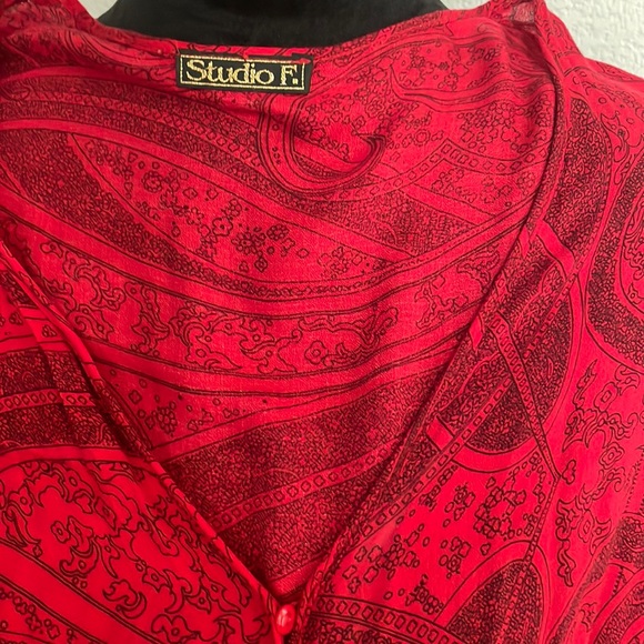 Studio F, Romper 🍒 - Picture 2 of 6